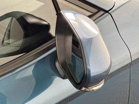 Used 2025 Toyota Camry SE w/ Multimedia Upgrade Package image 10