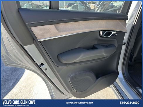Used 2026 Volvo XC90 B6 Plus w/ Protection Package Premier image 17