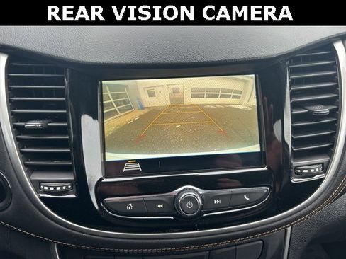 Used 2018 Chevrolet Trax LT w/ LT Convenience Package image 23