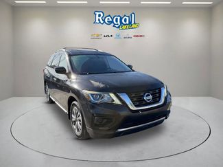 Used 2018 Nissan Pathfinder S FWD video 1