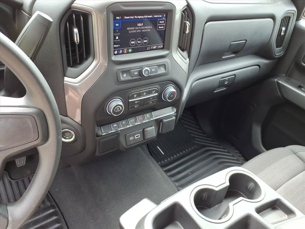 Used 2026 Chevrolet Silverado 1500 Custom w/ Turbomax Blackout Package AWD/4WD image 32