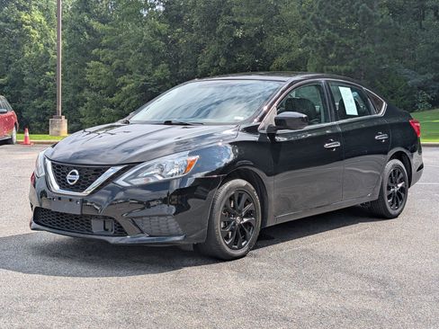 Used 2018 Nissan Sentra S w/ S Midnight Style Package FWD image 5