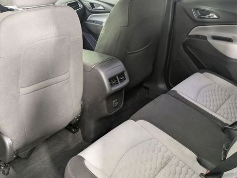 Used 2019 Chevrolet Equinox LS w/ LS Convenience Package image 25