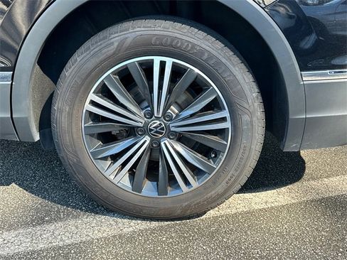 Certified 2024 Volkswagen Tiguan Wolfsburg Edition image 35