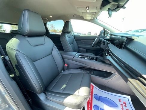 New 2025 Nissan Murano SV image 18