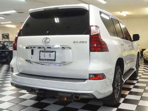 Used 2017 Lexus GX 460 Premium image 9