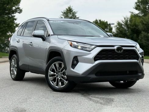 Used 2025 Toyota RAV4 XLE Premium w/ Weather Package FWD image 2
