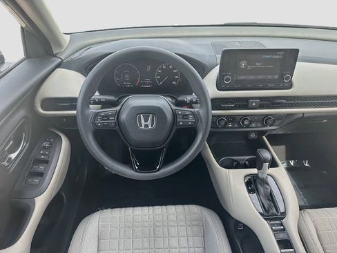 Used 2023 Honda HR-V LX image 18