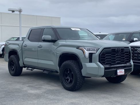Certified 2025 Toyota Tundra Platinum w/ TRD Off-Road Package AWD/4WD image 2