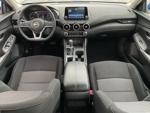 Used 2025 Nissan Sentra SV image 19