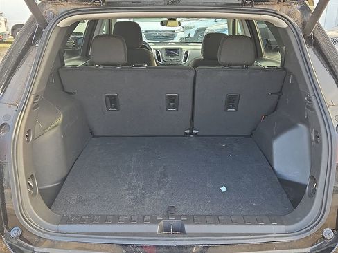 Used 2024 Chevrolet Equinox LT image 33