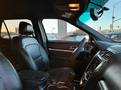 Used 2016 Ford Explorer Sport AWD/4WD image 18