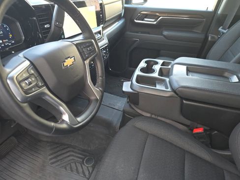 Used 2024 Chevrolet Silverado 2500 LT image 11