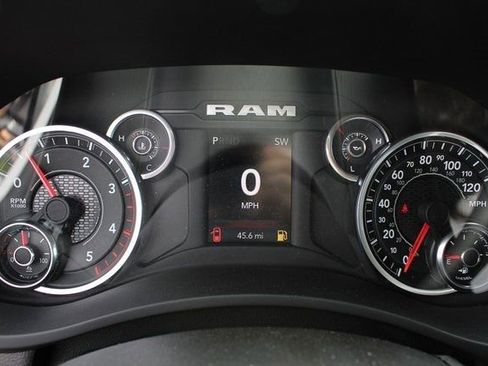 New 2024 RAM 5500 Tradesman w/ Chrome Appearance Group image 23