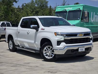Used 2025 Chevrolet Silverado 1500 LT
