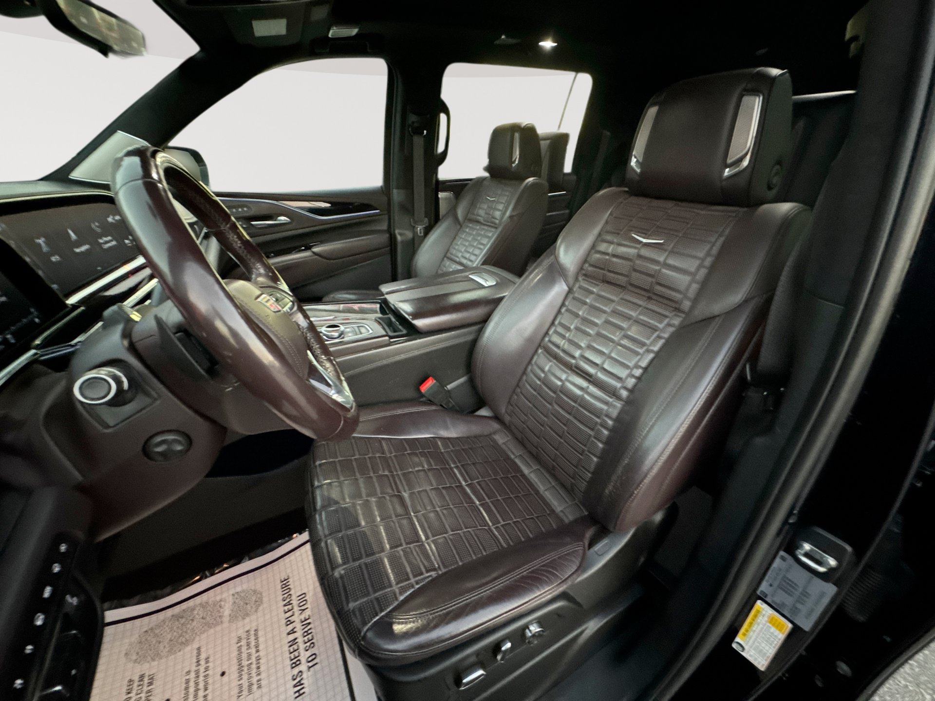 Used 2022 Cadillac Escalade ESV Premium Luxury Platinum AWD/4WD image 13