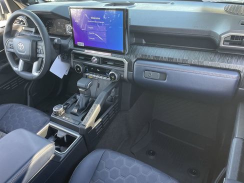 New 2026 Toyota 4Runner 4WD image 24