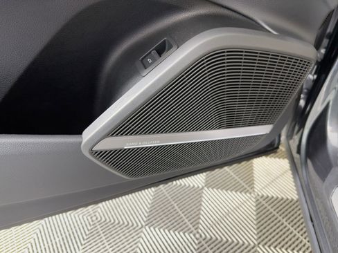 Used 2025 Audi Q5 2.0T Premium Plus w/ Premium Plus Package image 22