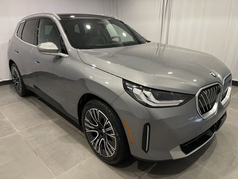 Used 2026 BMW X3 xDrive30 AWD/4WD image 3