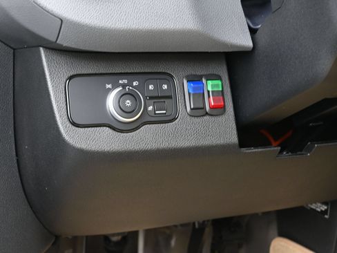 Used 2020 Mercedes-Benz Sprinter 2500 image 11