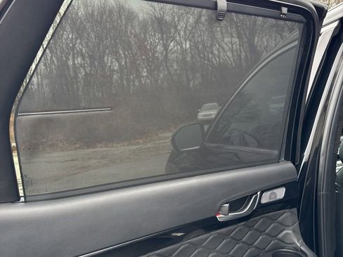 Used 2022 Hyundai Palisade Calligraphy image 34