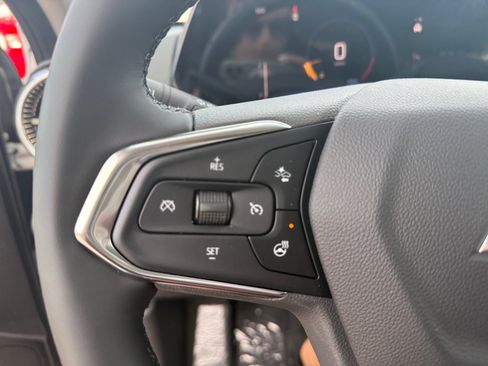 New 2026 Chevrolet Trax ACTIV w/ Driver Confidence Package FWD image 19
