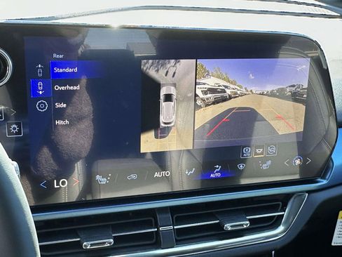 New 2026 Chevrolet Equinox EV LT image 11