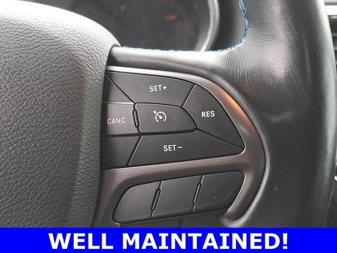 Used 2020 Jeep Grand Cherokee Laredo image 19