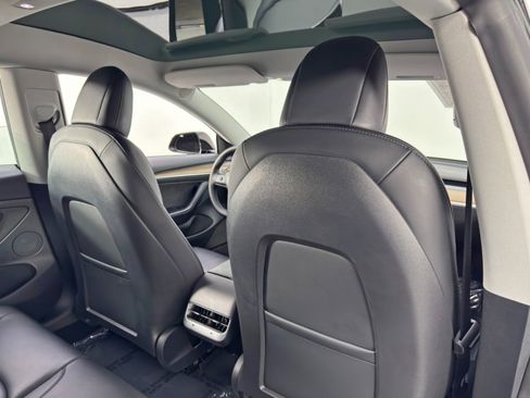Used 2022 Tesla Model 3 Long Range image 35