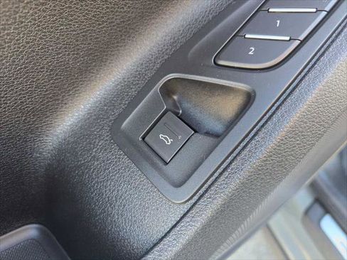 New 2025 Audi Q3 2.0T Premium image 25