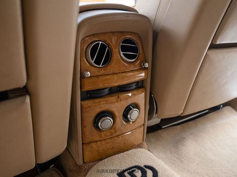 Used 2005 Rolls-Royce Phantom Sedan RWD image 49