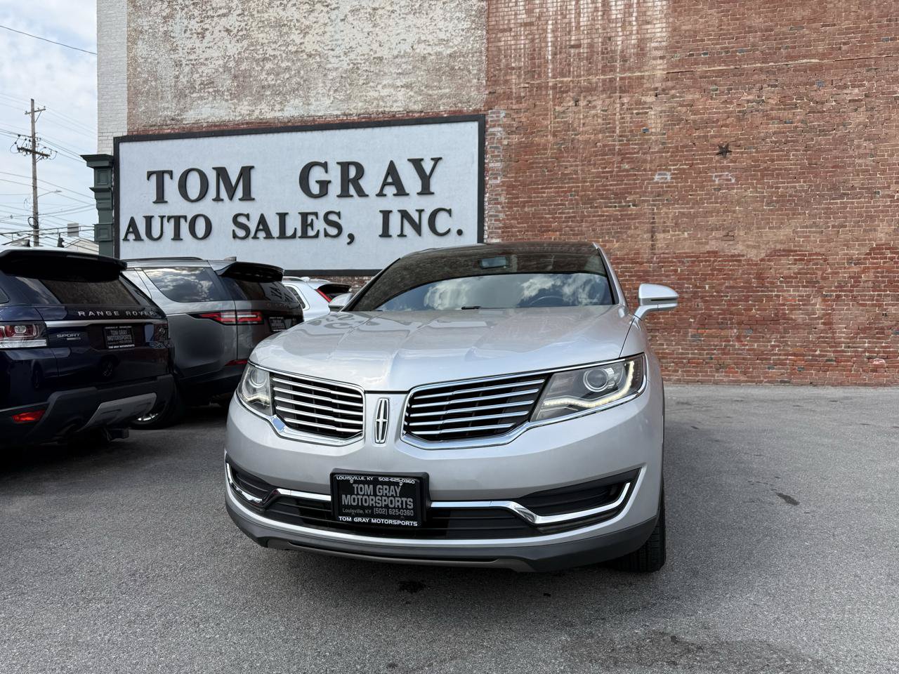 Used 2016 Lincoln MKX Select w/ Select Plus Package AWD/4WD image 1