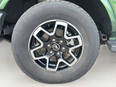 Used 2023 Ford Bronco Outer Banks AWD/4WD image 34