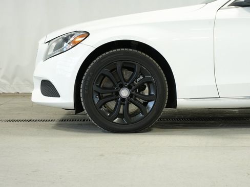 Used 2016 Mercedes-Benz C 300 4MATIC Sedan image 39