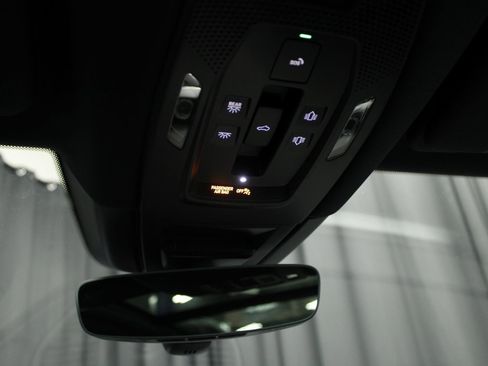 Used 2024 Porsche Cayenne image 37