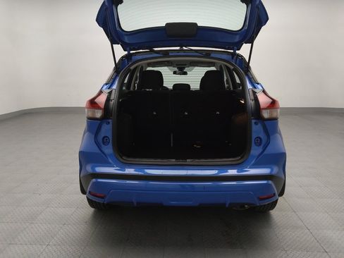 Used 2021 Nissan Kicks SV image 29