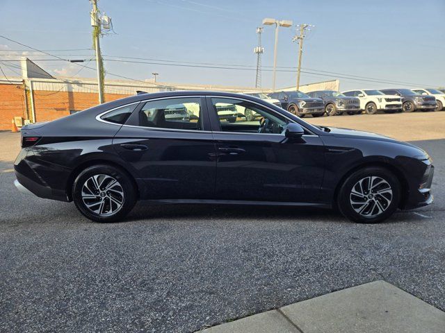 Used 2026 Hyundai Sonata Blue FWD image 5