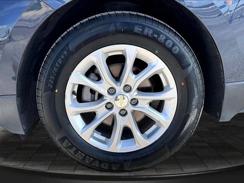 Used 2018 Chevrolet Equinox LT FWD image 35