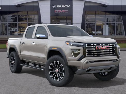 New 2026 GMC Canyon Denali image 7