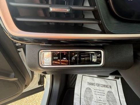 Used 2024 Buick Envision Sport Touring AWD/4WD image 15