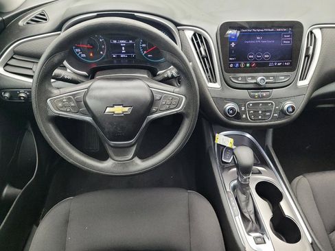 Used 2022 Chevrolet Malibu LT image 22