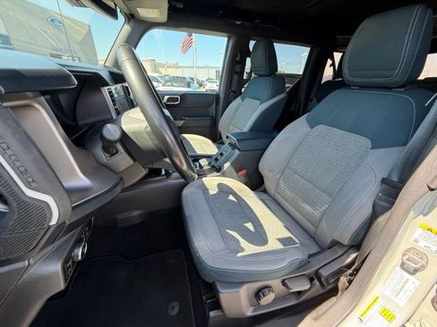 Used 2021 Ford Bronco Outer Banks w/ Sasquatch Package AWD/4WD image 19