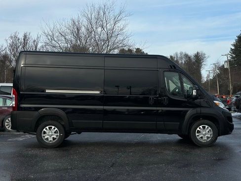 New 2026 RAM ProMaster 2500 w/ Quick Order Package 22G SLT image 6
