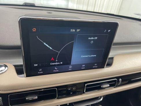 Certified 2022 Lincoln Aviator AWD w/ Premium Package image 17