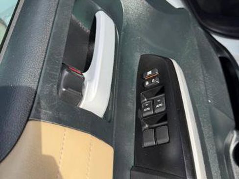 Used 2017 Toyota Tundra Limited w/ Limited Premium Package image 6