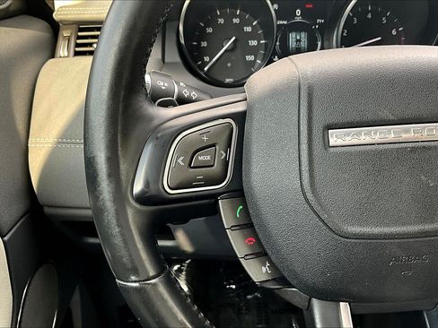 Used 2019 Land Rover Range Rover Evoque SE AWD/4WD image 19