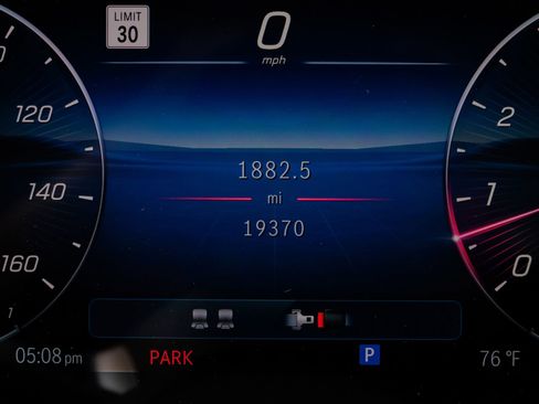 Used 2024 Mercedes-Benz CLE 300 4MATIC Coupe image 21