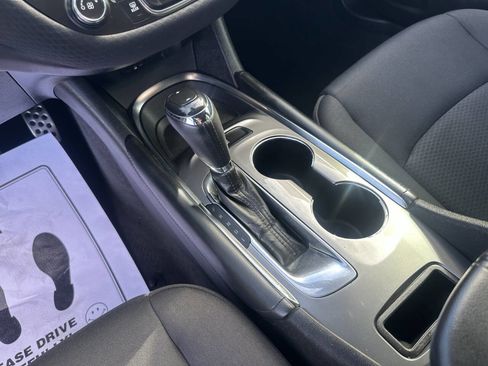 Used 2016 Chevrolet Malibu LT image 19