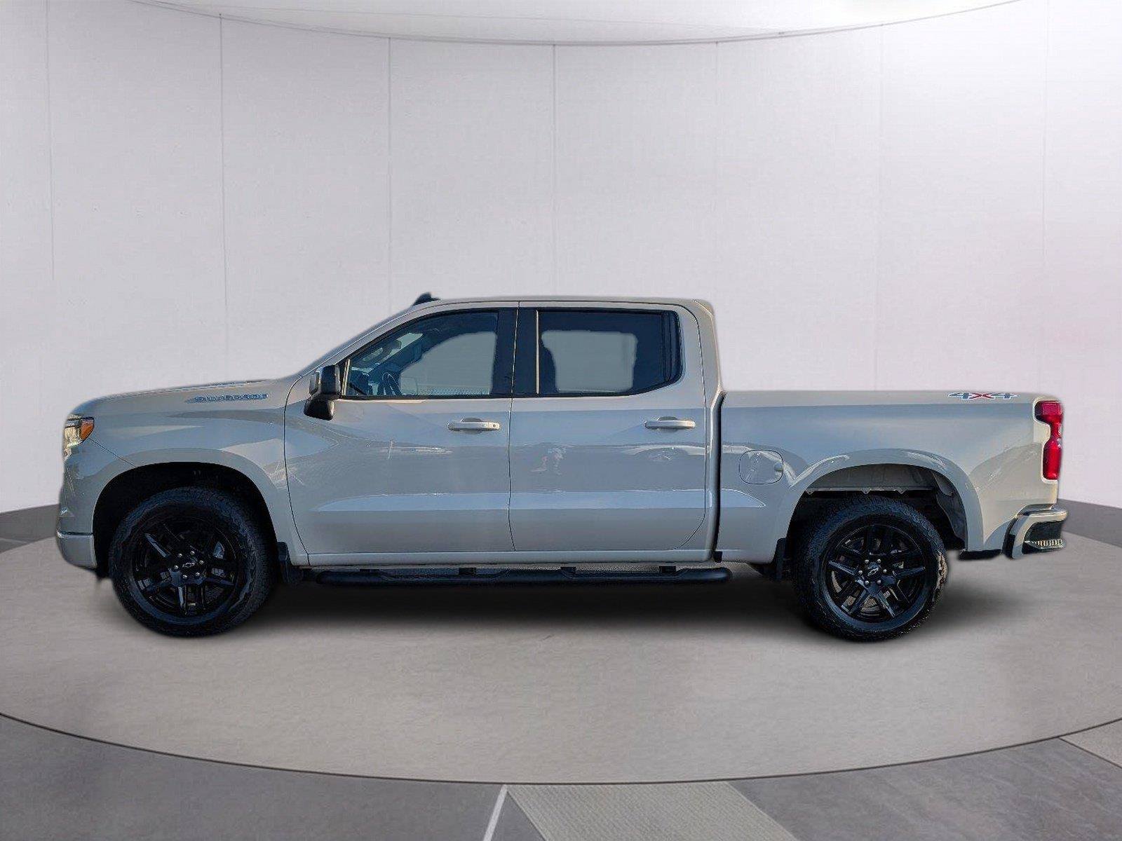 Used 2026 Chevrolet Silverado 1500 RST w/ RST Select Package AWD/4WD image 2