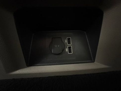 Used 2019 Volkswagen Atlas SE w/ Towing Package FWD image 15